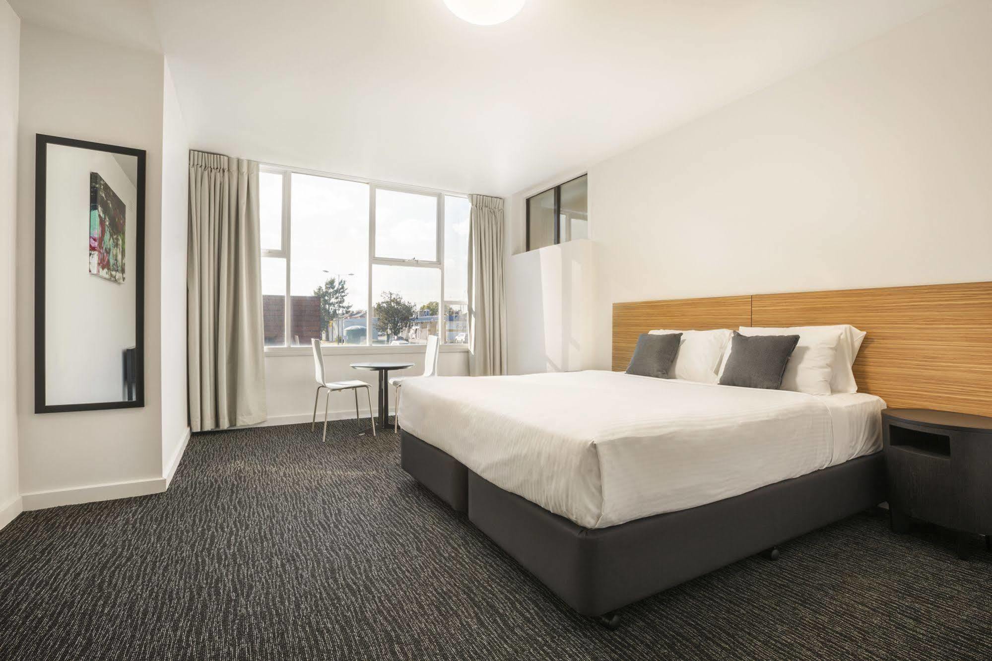 Nightcap At Waltzing Matilda Hotel Springvale Buitenkant foto
